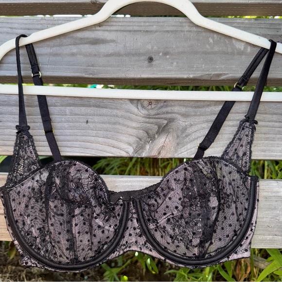 Victoria's Secret Dream Angels Unlined Demi Bra Sheer Lace 34DD Wired - Picture 1 of 13